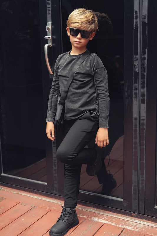 DENIM PATCH CREW NECK