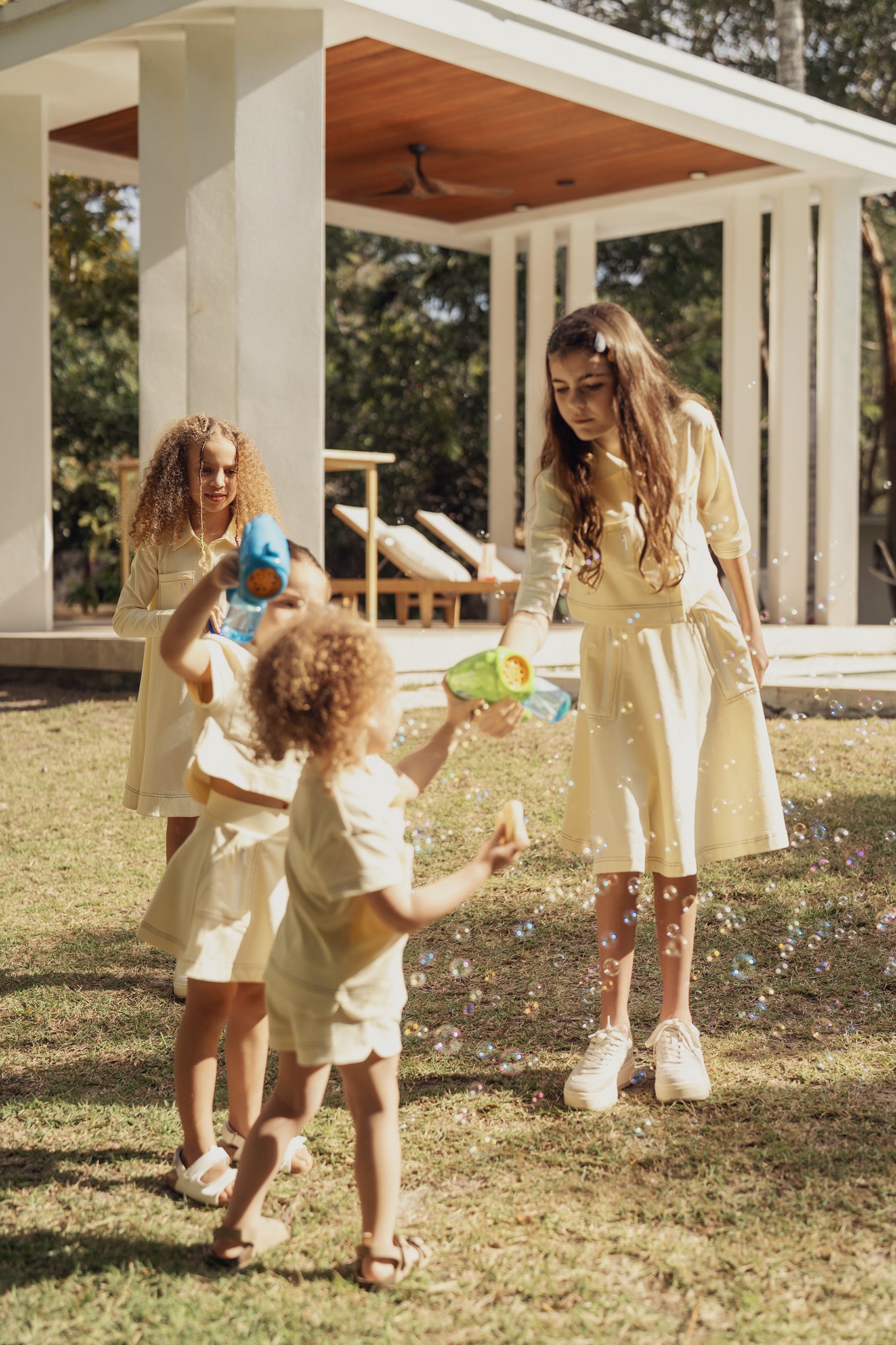 POCKET ZIP GIRLS TEE